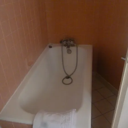 Hotel Lavalliere Croix Blanche 2*