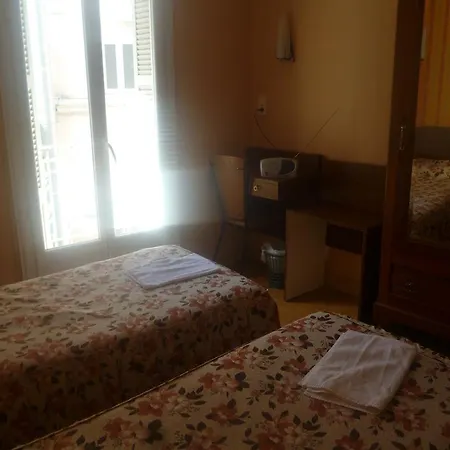 Hotel Lavalliere Croix Blanche