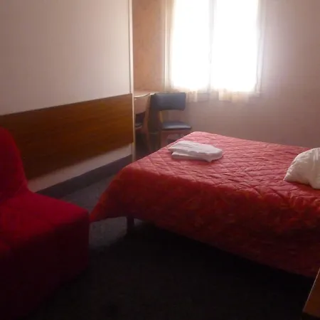 Hotel Lavalliere Croix Blanche 2*
